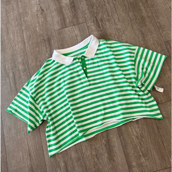 SOLD❤️LAST PRICE🍒🤍 AERIE offline cropped tee 🌷 - Picture 4 of 8